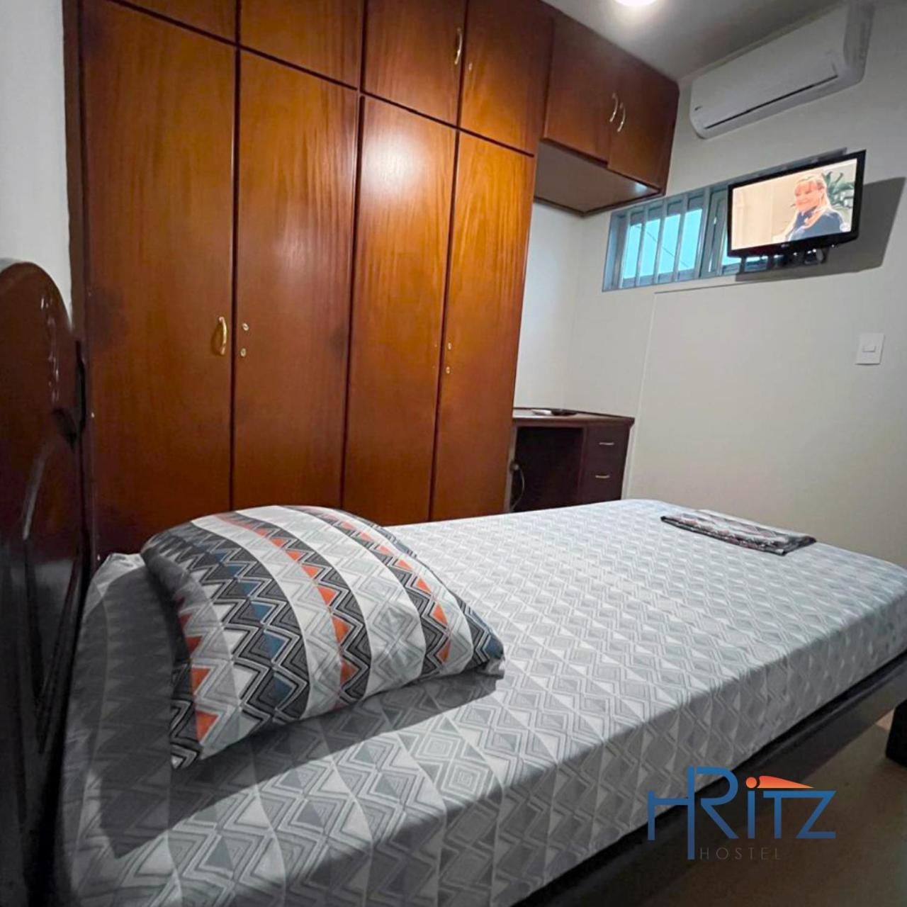 Ritz Hostel Araçatuba Buitenkant foto