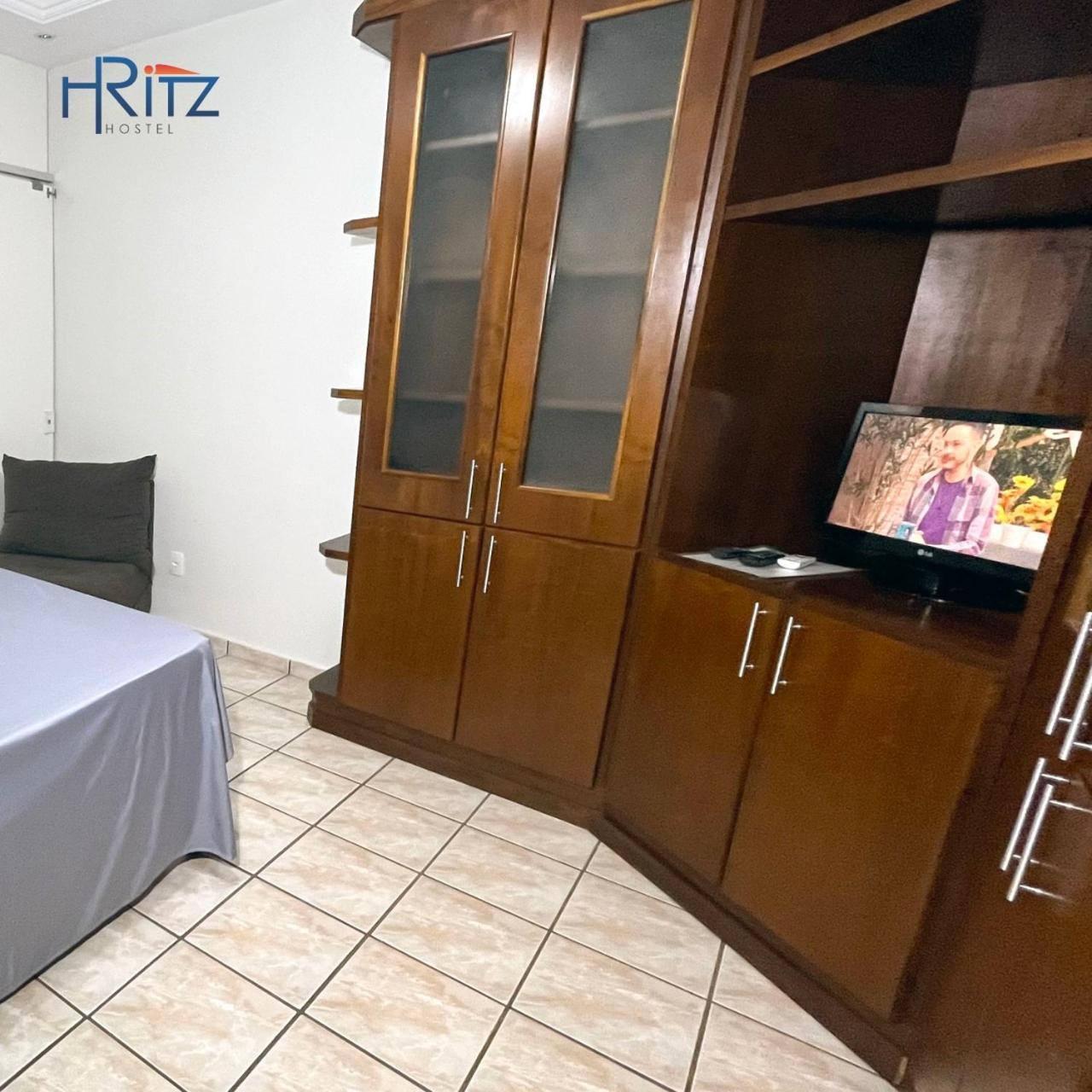 Ritz Hostel Araçatuba Buitenkant foto